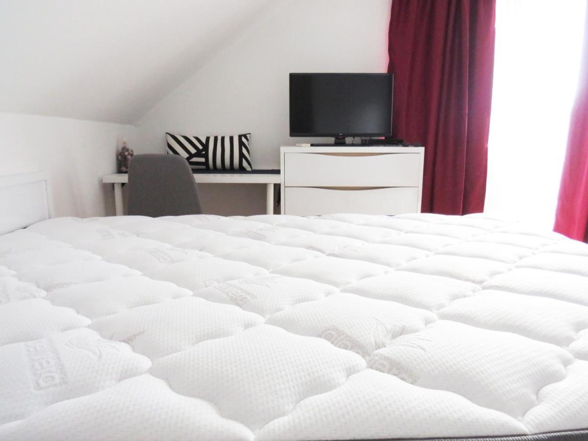 Art Inn Apartmanház Balaton-Gyenesdiás Exterior foto