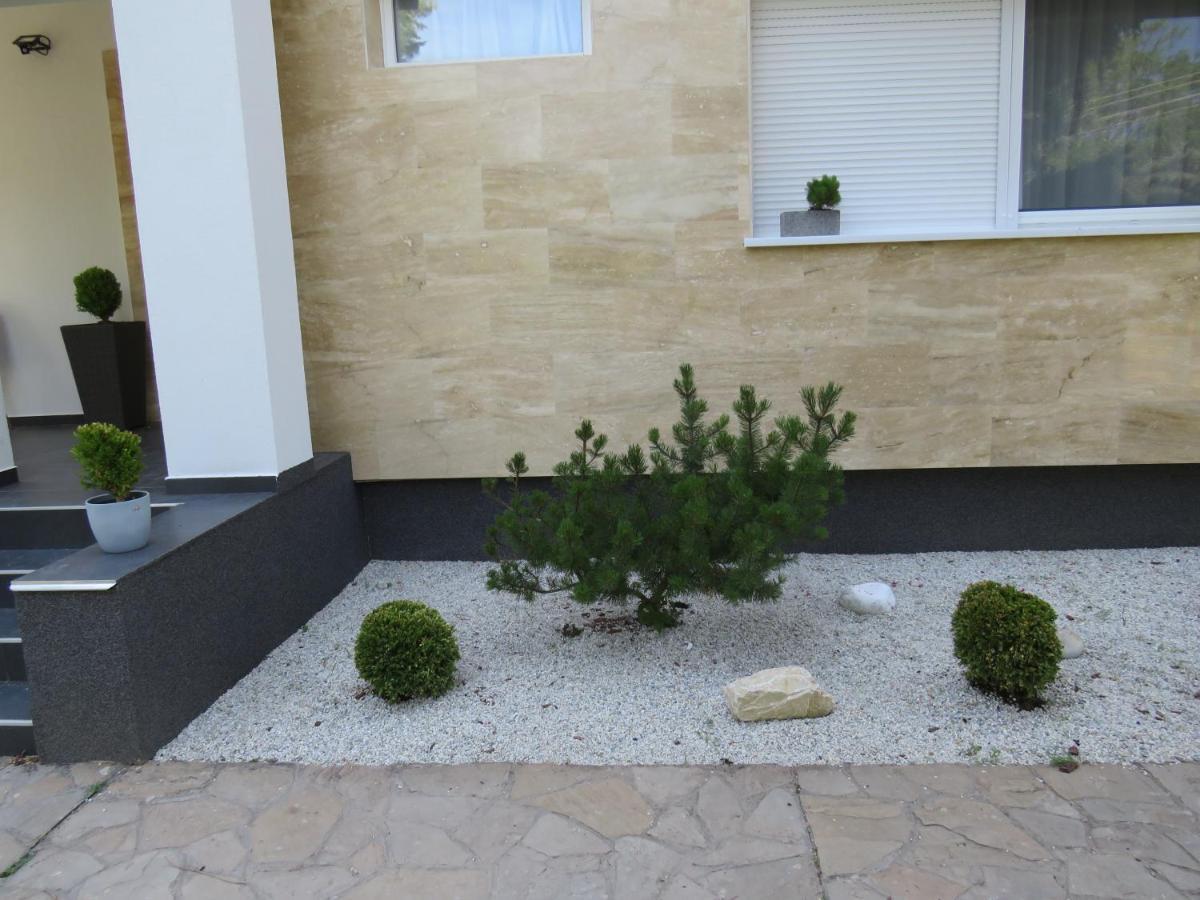 Art Inn Apartmanház Balaton-Gyenesdiás Exterior foto