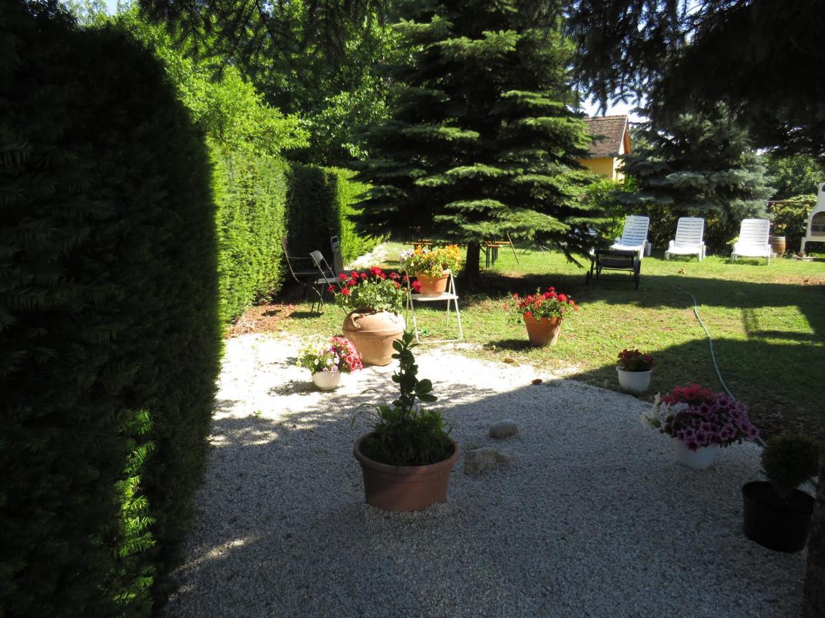 Art Inn Apartmanház Balaton-Gyenesdiás Exterior foto
