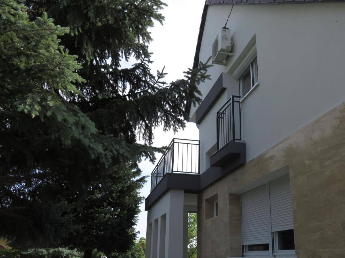 Art Inn Apartmanház Balaton-Gyenesdiás Exterior foto