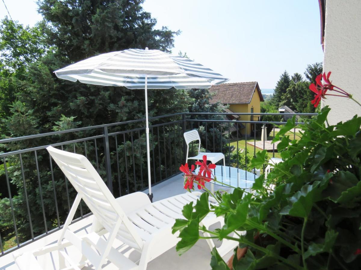 Art Inn Apartmanház Balaton-Gyenesdiás Exterior foto