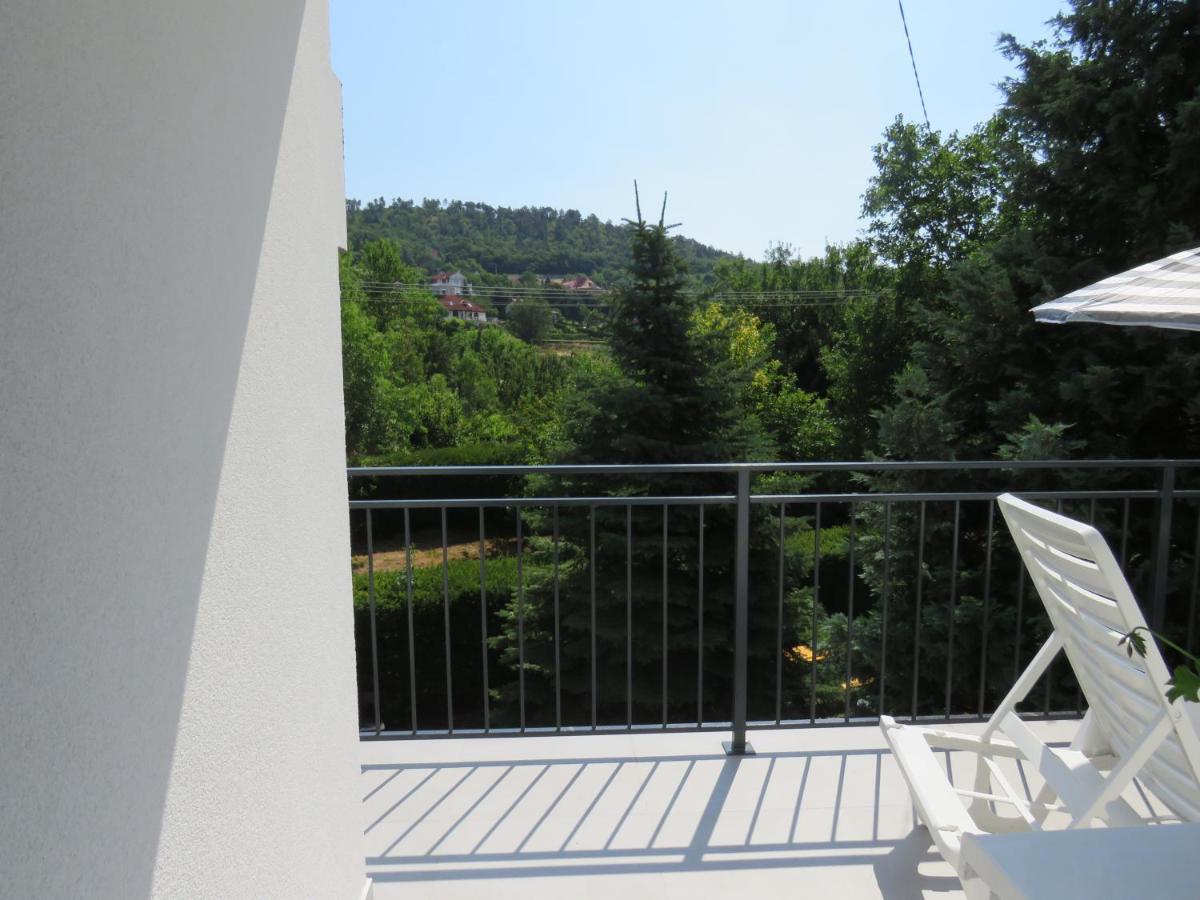 Art Inn Apartmanház Balaton-Gyenesdiás Exterior foto