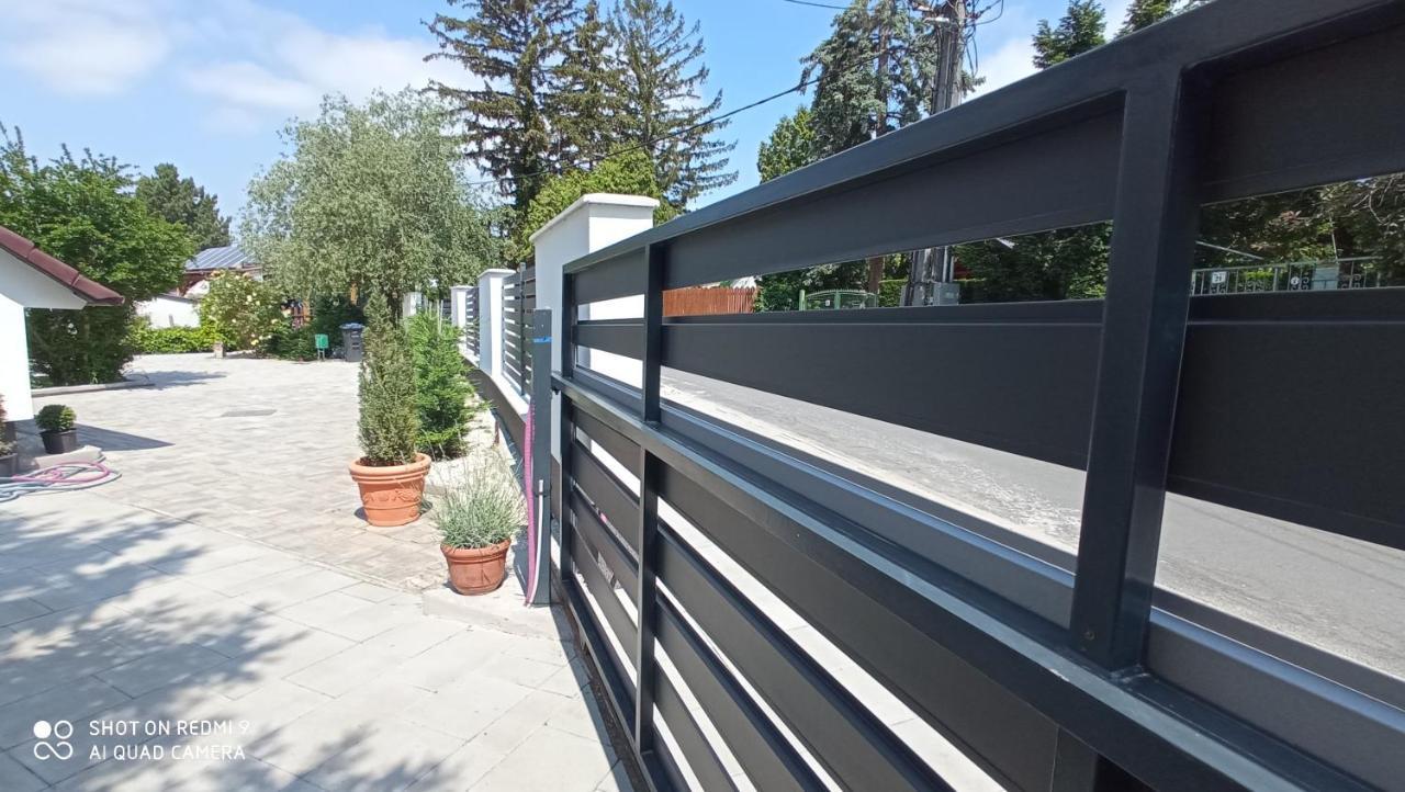 Art Inn Apartmanház Balaton-Gyenesdiás Exterior foto
