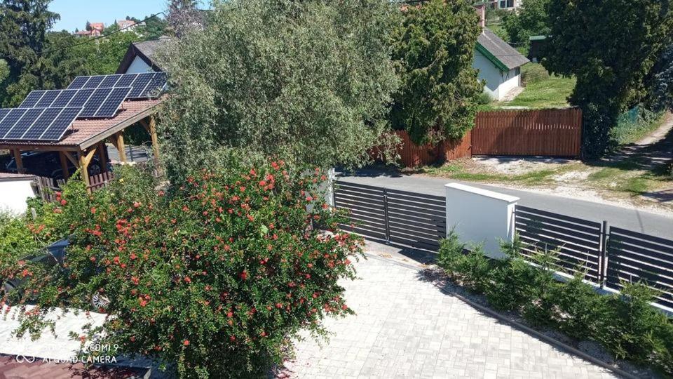 Art Inn Apartmanház Balaton-Gyenesdiás Exterior foto